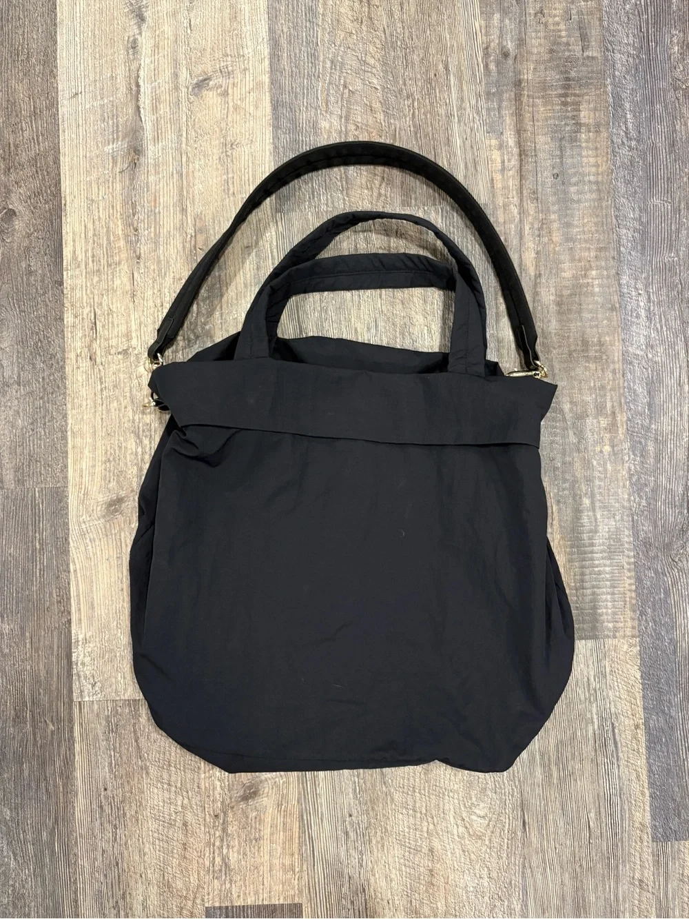 Lululemon On My Level Bag 19L Tote Crossbody Black Gold V1.0 OS